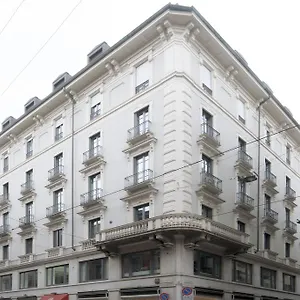 Fifty Eight Center , Milan Italie
