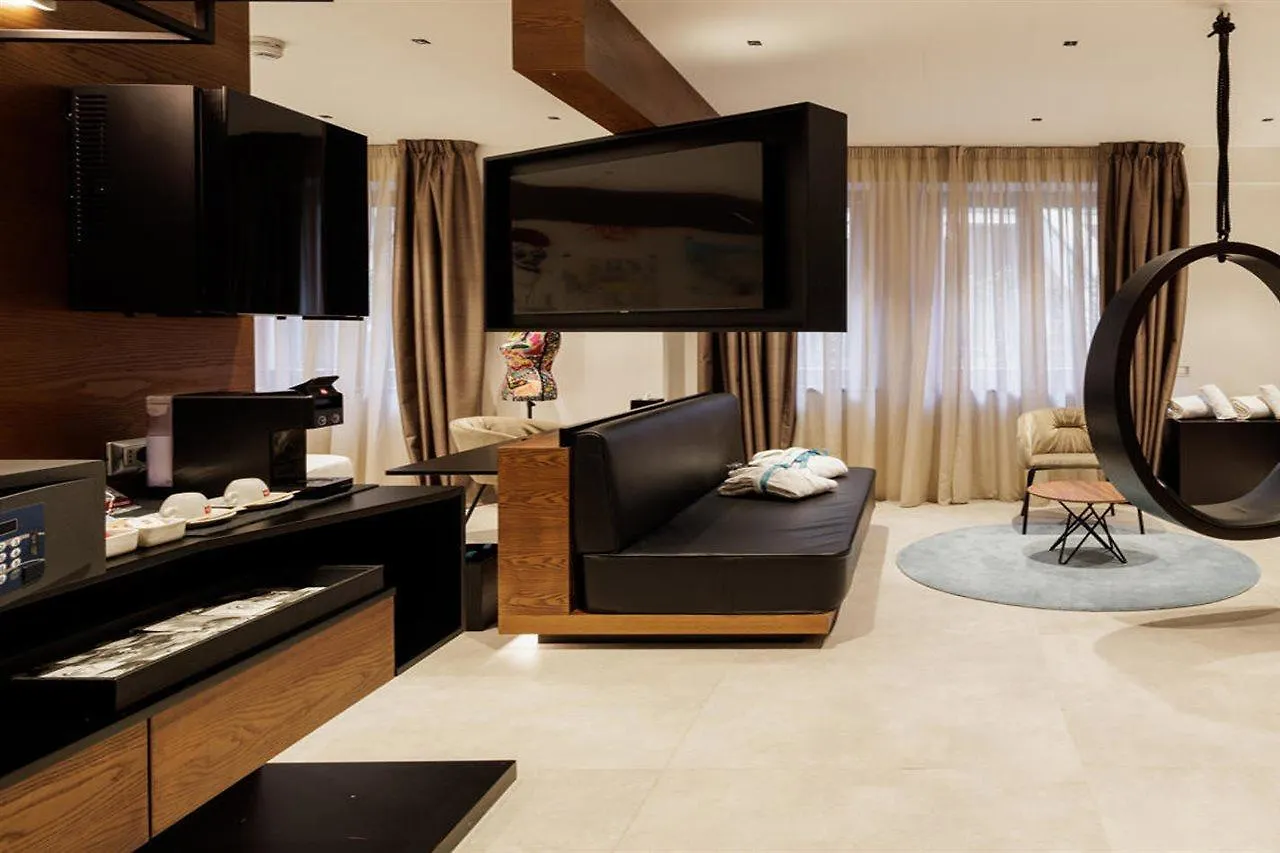 The Corner Duomo Hotel Milan Italie
